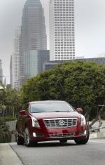 Cadillac XTS 2013 года